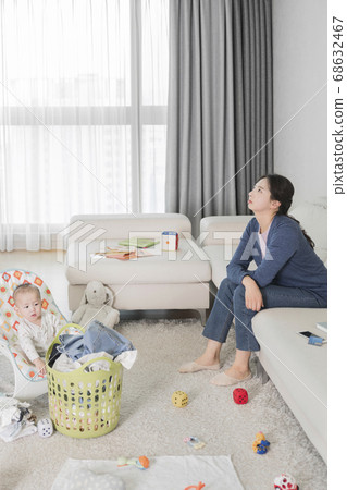 Modern young family concept, young mother and father with newborn 351 Modern young family concept, young mother and father with newborn 351 68632467