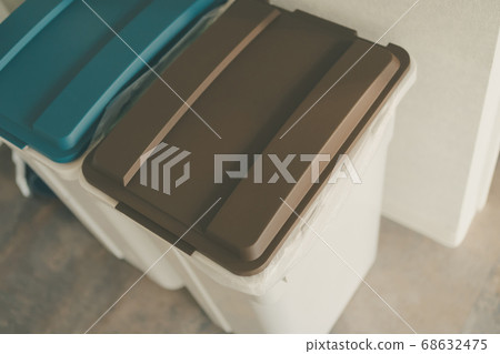 垃圾桶 垃圾桶 68632475