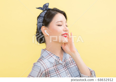 Life style concept, happy shopping time. Young asian woman with shopping bags and cart. 334 Life style concept, happy shopping time. Young asian woman with shopping bags and cart. 334 68632912