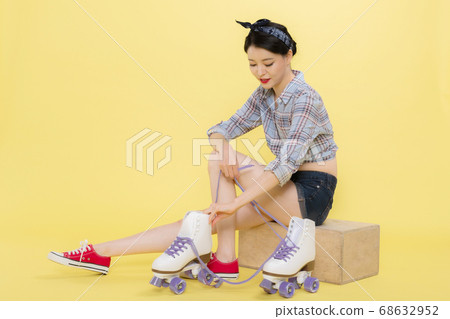 Life style concept, happy shopping time. Young asian woman with shopping bags and cart. 432 68632952