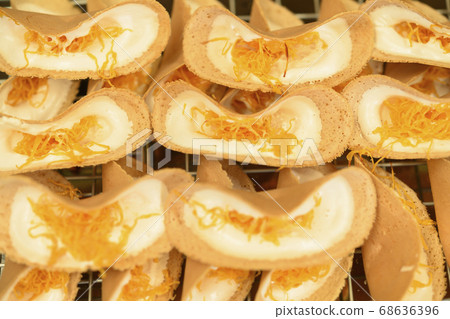 Kanom Pang is a Thai dessert 68636396