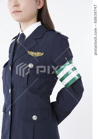 female police officer image 68639747