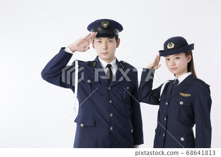 Police officers to salute 68641813