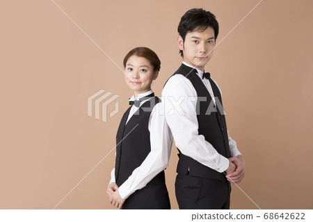 sommelier image sommelier image 68642622