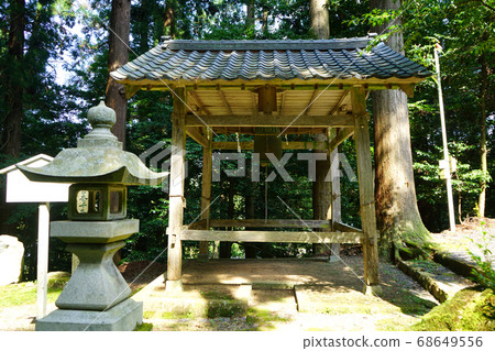 Oshio Hachimangu Bell Tower 68649556