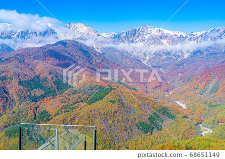 從白馬山港看到的秋天白馬三山[長野縣] 68651149