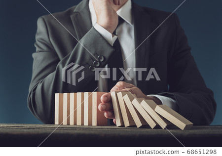 Business crisis management 68651298