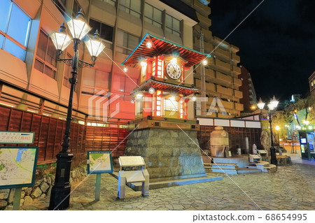 [愛媛縣]道後溫泉（Karakuri Clock）的夜景 68654995