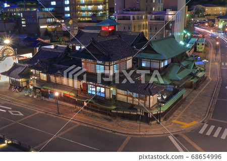 [Ehime Prefecture] Night view of the main building of Dogo Onsen 68654996