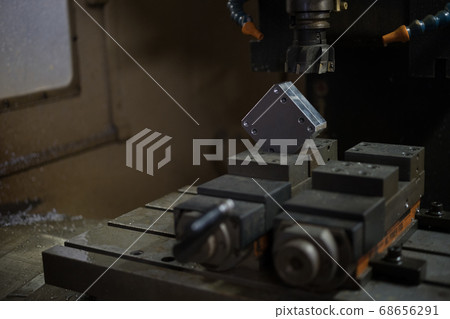 Full back processing at machining center Full back processing at machining center 68656291