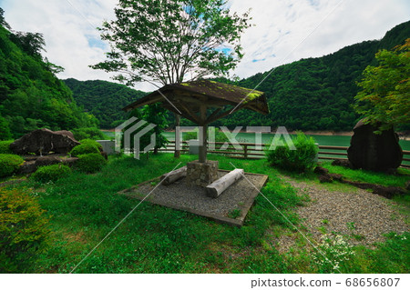 高根第一水壩高根町361號國道和一個帶喬木的公園 68656807