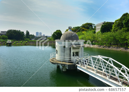 Nishinomiya City Niteko Pond Summer Sky Nishinomiya City Niteko Pond Summer Sky 68657557