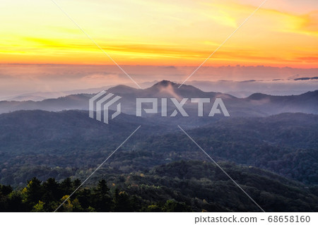 Beautiful winter landscape with mountain sunrise 68658160