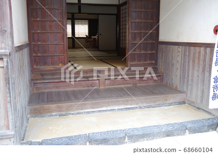 View of the entrance of the old swordplay dojo in Hagi city View of the entrance of the old swordplay dojo in Hagi city 68660104