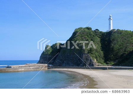 白尾海岸鹽崎燈塔（福島縣磐城市） 68663963