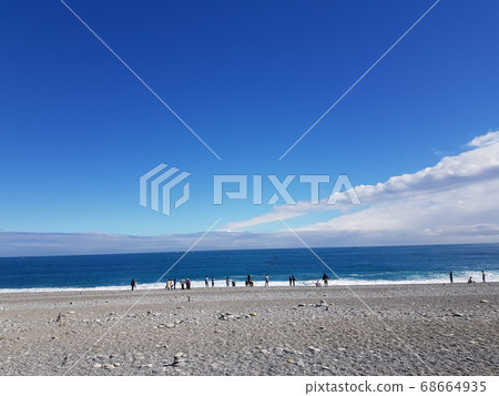 Taiwan_Sea Taiwan_Sea 68664935
