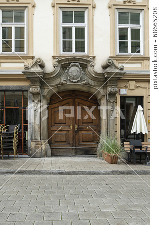 typical old wooden door in Graz typical old wooden door in Graz 68665208