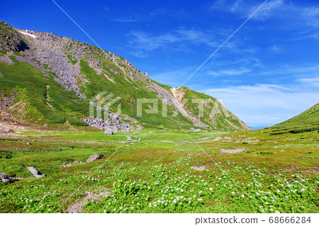 Mount Norikura (July summer sunny) 68666284
