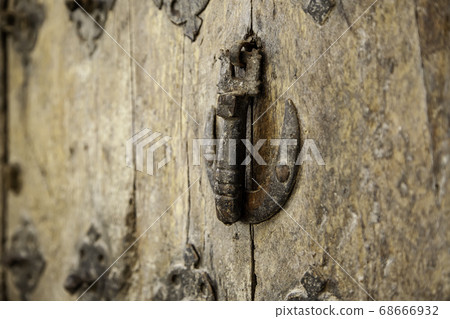Antique bronze door knocker 68666932