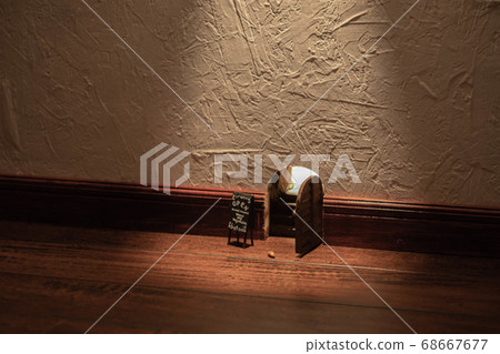 A mouse burrow that was on a wall like an anime A mouse burrow that was on a wall like an anime 68667677