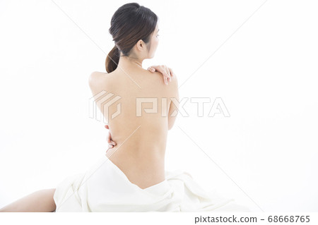 Nude woman back view 68668765