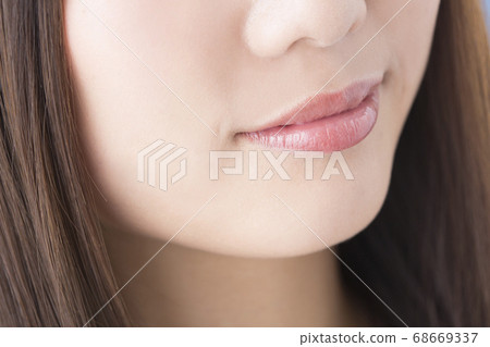 女人的嘴巴 68669337