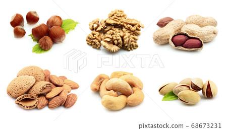 Collage of nuts 68673231