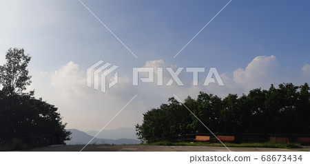 mountain 68673434