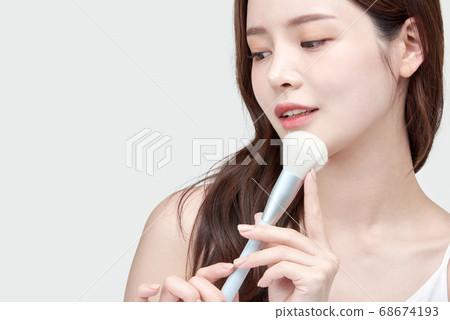 Woman beauty beauty 68674193