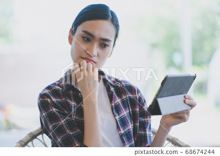 Tablet college student Tablet college student 68674244