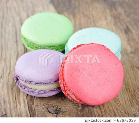 Macaroon almond cake Macaroon almond cake 68675059