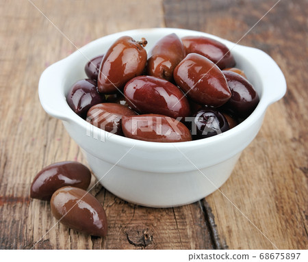 olive olive 68675897