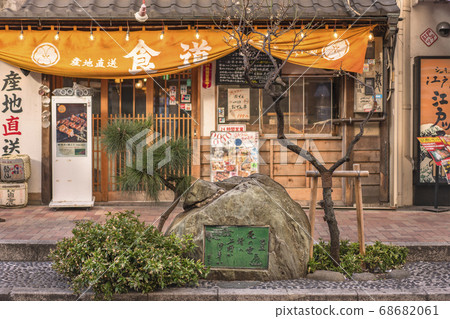 [Tokyo/Ueno] A stone monument to the "flower cloud, bells are Ueno or Asakusa?" 68682061