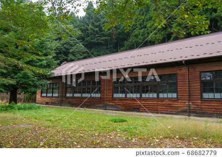Former Gotanda School Former Gotanda School 68682779