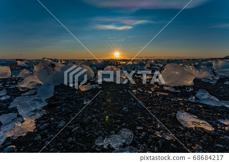 Iceland Diamond Beach 68684217