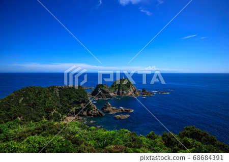 [Cape Sata, Kagoshima] From Cape Sata Observatory to Cape Sata Lighthouse and Yakushima 68684391