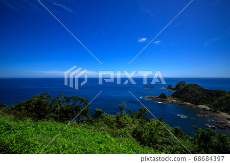 [Cape Sata, Kagoshima Prefecture] From the Sata cape parking lot to Cape Sata lighthouse and Yakushima 68684397