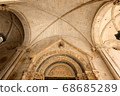 Roblo Cathedral entrance 68685289