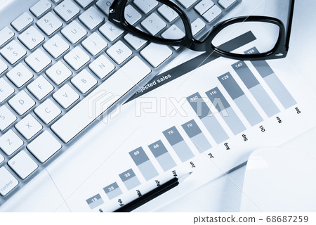 Preparing average sales report 68687259