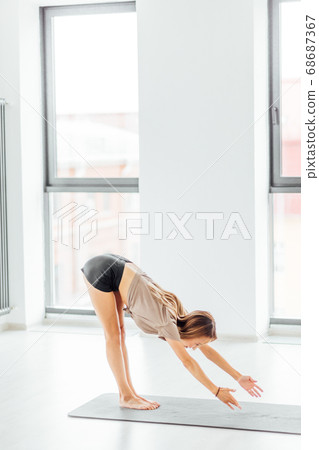 talented dancer has finished her performance 68687367