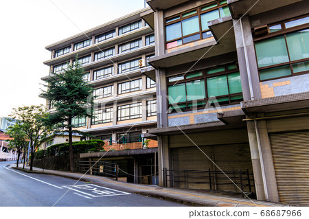 Nagasaki City Hall (Main Building) Morning Scene Historical Records [Nagasaki City] 68687966