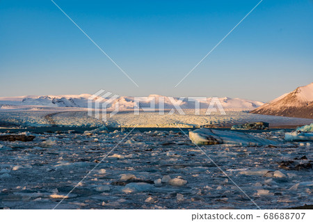 冰島瓦特納約克山脈冰川,Jokulsallon湖 冰島瓦特納約克山脈冰川,Jokulsallon湖 68688707