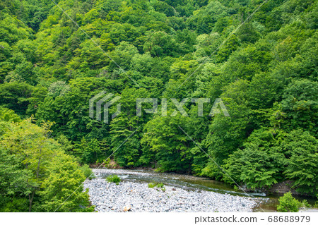 Okutone Naratama Dam downstream, Naramata River, Minakami Town, Gunma Prefecture 68688979