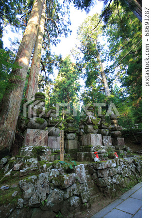 Okunoin approach Okunoin approach 68691287