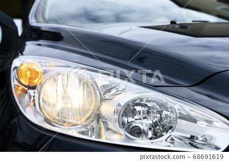 Headlight with low beam and turn signal (after polishing) 68691619