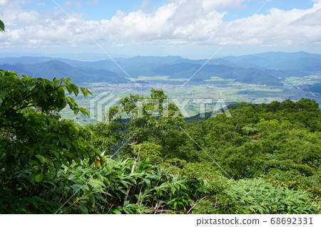 從勝原路線到小野市的荒島山 從勝原路線到小野市的荒島山 68692331