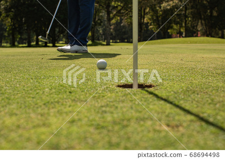 Close-up of a golf hole 68694498
