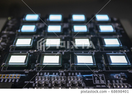 The process of checking several oled displays of 68698401