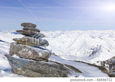 Austrian Alps in winter. Hintertux mountain Austrian Alps in winter. Hintertux mountain 68698712