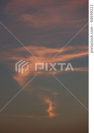 A sunset A sunset 68699222